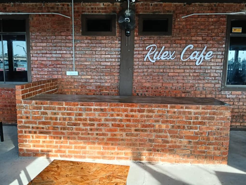 Roomstay By Abe Cottage Kampung Kuala Besut Exterior photo