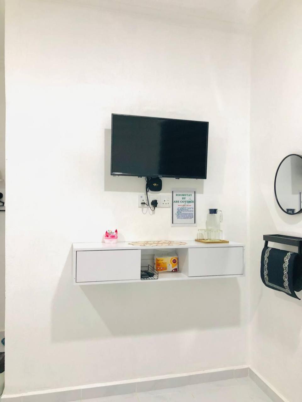 Roomstay By Abe Cottage Kampung Kuala Besut Exterior photo