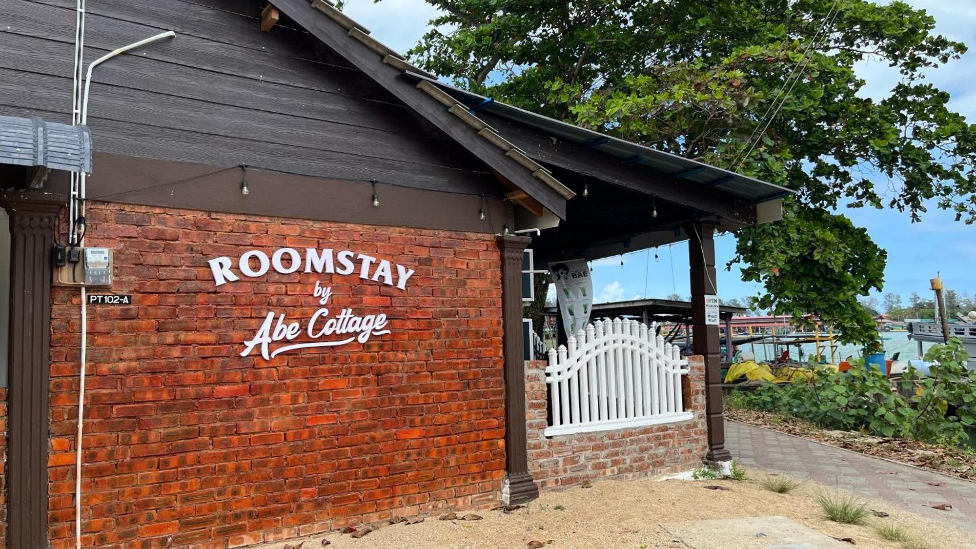 Roomstay By Abe Cottage Kampung Kuala Besut Exterior photo
